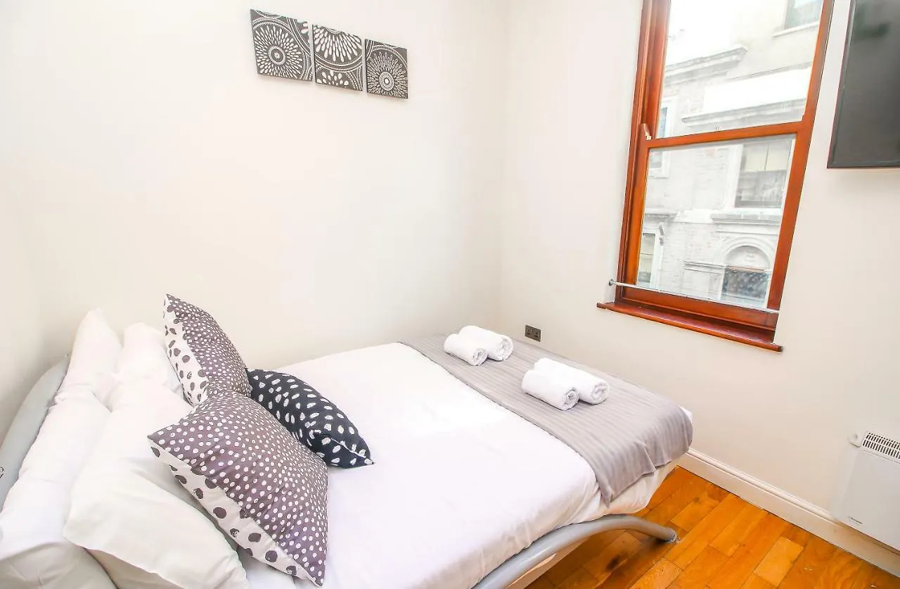 Studio Flat Near Liverpool St & Shoreditch London. イギリス